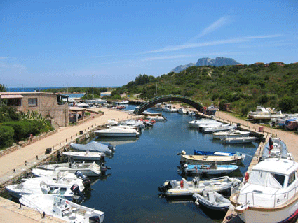 Raggiungere la Sardegna via mare